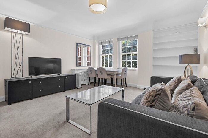 2 Bedroom Flat To Rent In Pelham Court, London, SW3