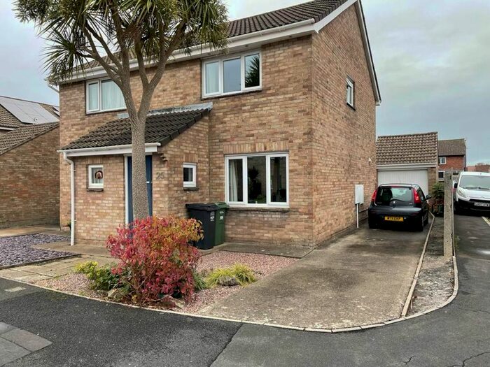 2 Bedroom Property To Rent In Eastlea, Clevedon, North Somerset BS21
