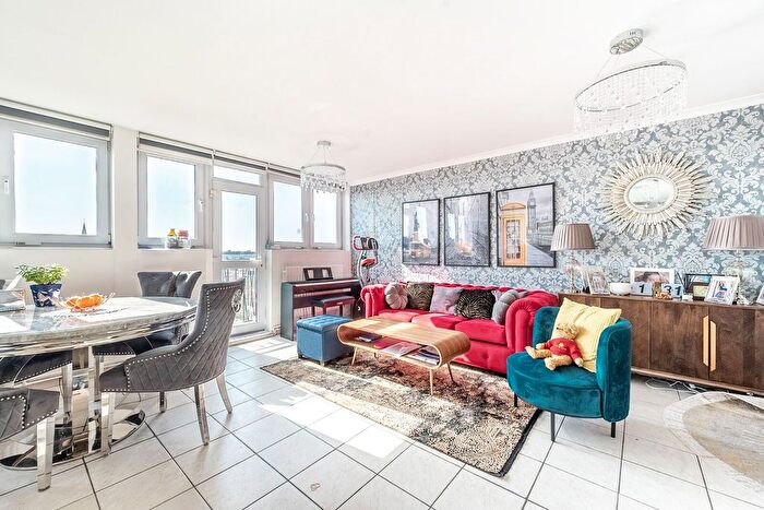 2 Bedroom Flat To Rent In Semley Place, Victoria, London, SW1W