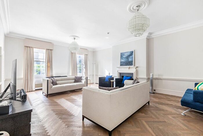 5 Bedroom Terraced House To Rent In Paradise Road, Richmond, Surrey, TW9