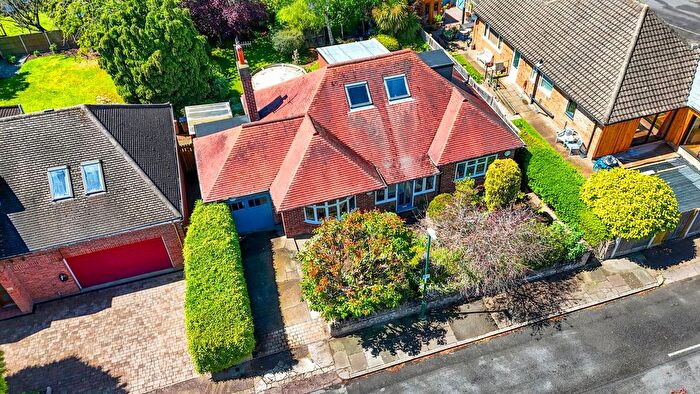 3 Bedroom Detached House For Sale In Parkside Gardens, Nottingham, NG8