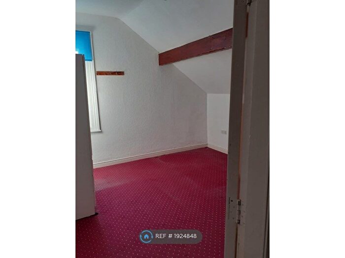 1 Bedroom Flat To Rent In Lawson Road, Colwyn Bay, LL29