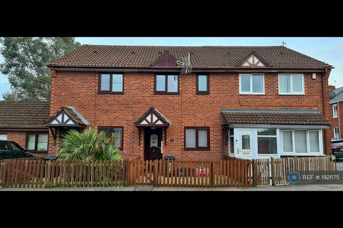 2 Bedroom Terraced House To Rent In High Bank, Newport, NP19