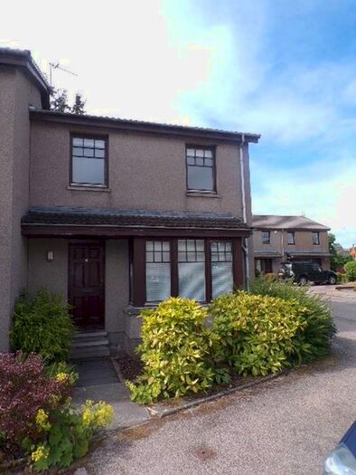 3 Bedroom Terraced House To Rent In Allenvale Gardens, Aberdeen, AB10