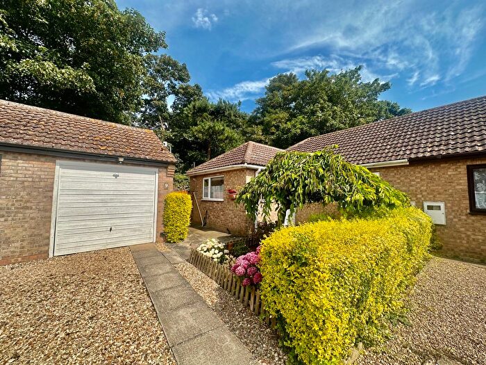 2 Bedroom Bungalow To Rent In Ramsay Close, Skegness, PE25