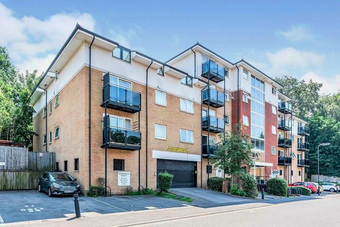 1 Bedroom Flat To Rent In Seacole Gardens, Southampton, Hampshire, SO16