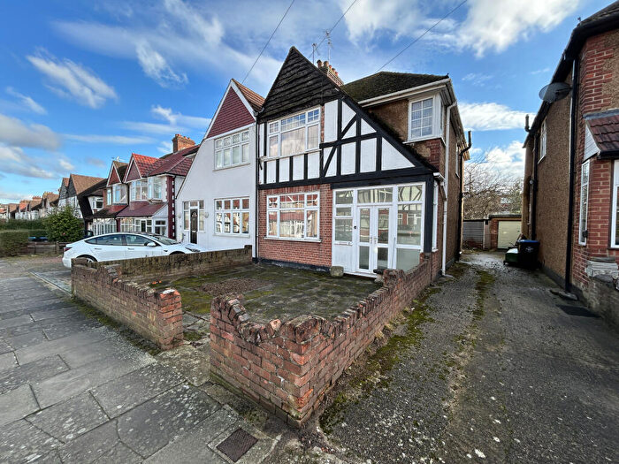 3 Bedroom Semi Detached House For Sale In Glendale Gardens, Wembley, Middlesex, HA9