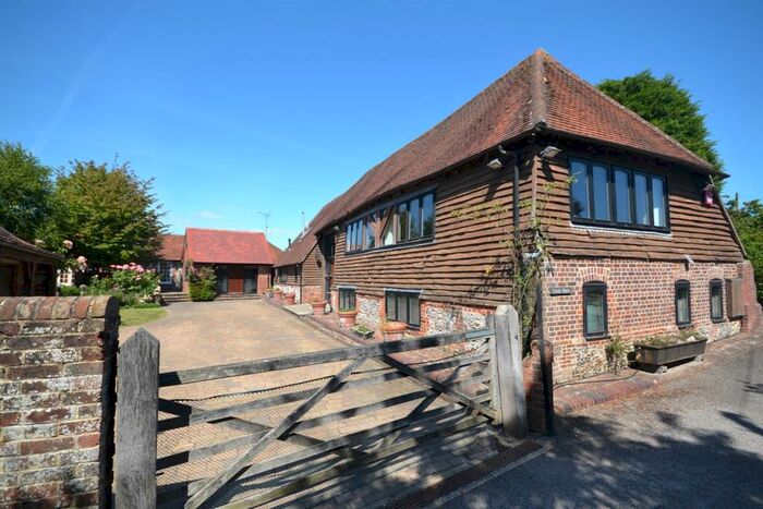 6 Bedroom Barn Conversion To Rent In Crede Lane, Bosham, PO18