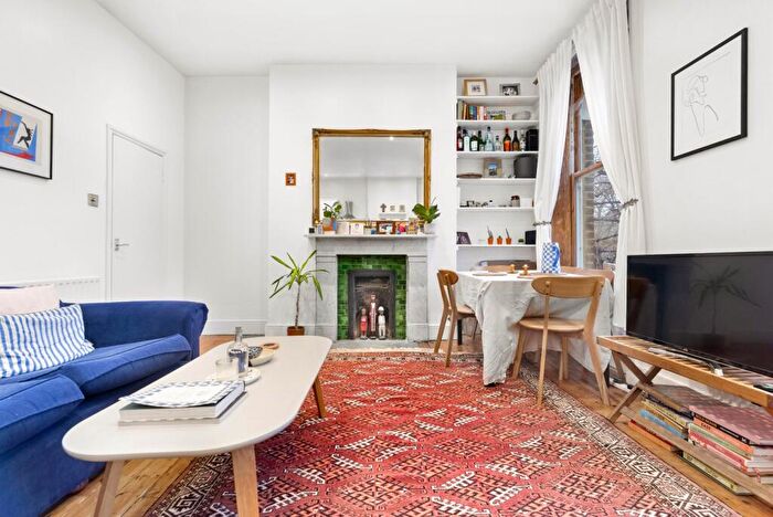 2 Bedroom Flat To Rent In Highbury New Park, Highbury, N5