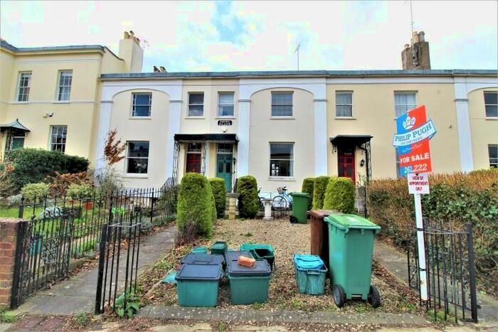 4 Bedroom Property To Rent In Bath Road, Cheltenham, GL53