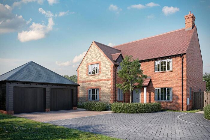 5 Bedroom House For Sale In Long Crendon, Buckinghamshire, HP18