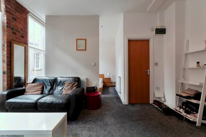 1 Bedroom Flat To Rent In Broadway, Nottingham, NG1