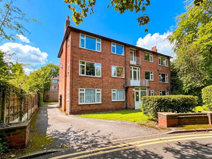 2 Bedroom Apartment To Rent In Brooklands Crescent, Sale, M33