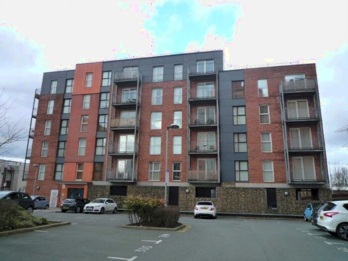 2 Bedroom Flat To Rent In Stillwater Drive, Sportcity, Manchester, M11