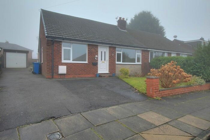 3 Bedroom Bungalow To Rent In Whitburn Drive, Bury BL8