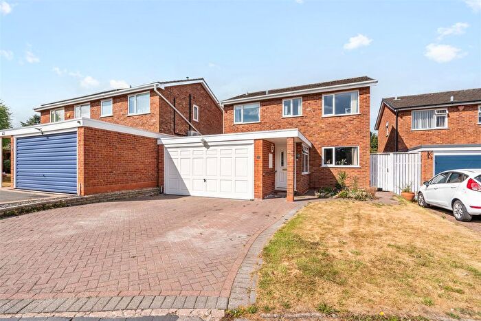 4 Bedroom Detached House For Sale In Hollywell Road, Knowle, B93