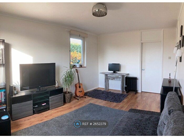 1 Bedroom Flat To Rent In Byron House, Beckenham, BR3