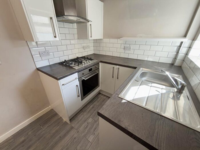2 Bedroom Terraced House To Rent In Vale Road, L23