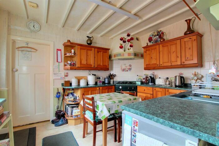 2 Bedroom Semi-Detached House For Sale In Alexandra Road, Mablethorpe, LN12