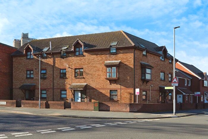 5 Bedroom End Of Terrace House For Sale In Denning Mews, Southsea, PO5