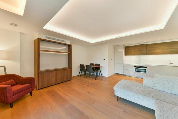 2 Bedroom Flat To Rent In Kensington Garden Square, London, W2