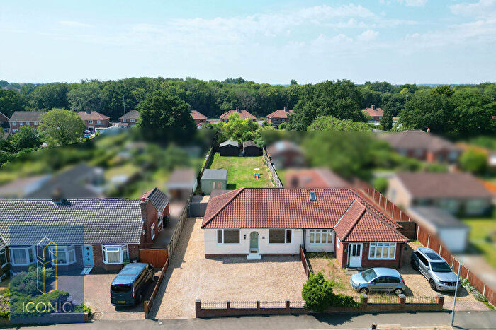 2 Bedroom Semi-Detached Bungalow For Sale In Jerningham Road, New Costesssey, Norwich, NR5