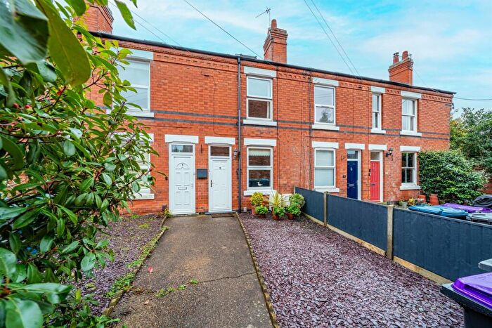 3 Bedroom Semi Detached House To Rent In Millicent Grove, West Bridgford, NG2