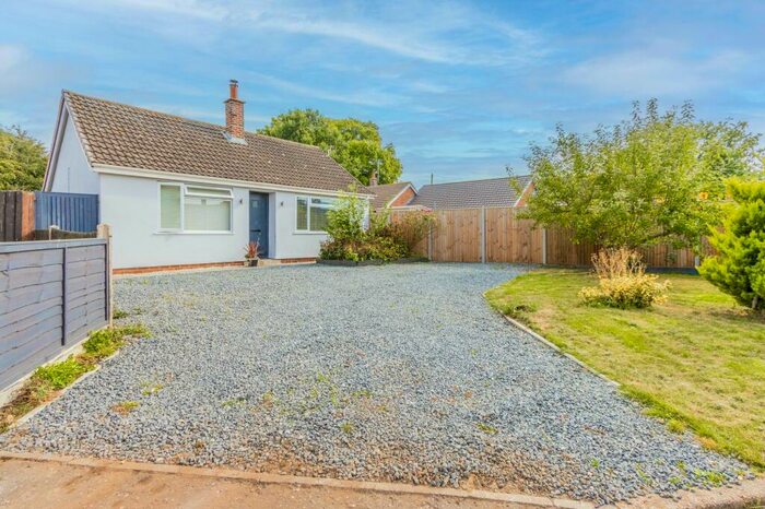 2 Bedroom Detached Bungalow For Sale In Well Close, Sparham, NR9