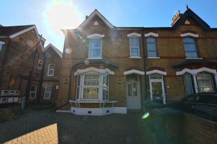 1 Bedroom Flat To Rent In Prospect Hill, Walthamstow, E17