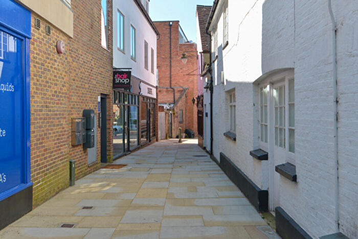 1 Bedroom Apartment To Rent In Glynde Place, Horsham, RH12