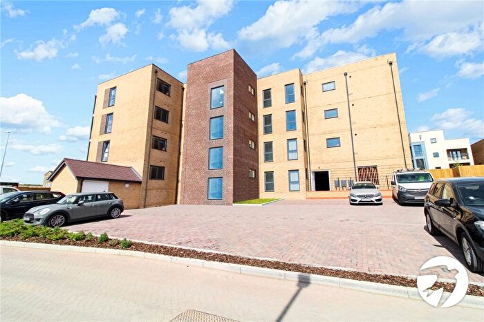 2 Bedroom Flat To Rent In Bodycomb Street, Castle Hill, Ebbsfleet Valley, Swanscombe, DA10