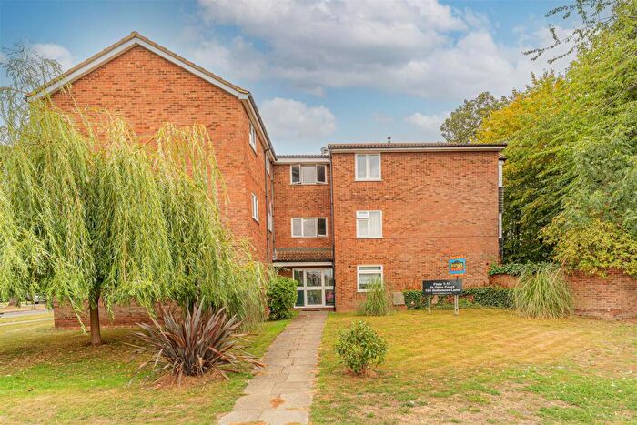 1 Bedroom Flat For Sale In Bullsmoor Lane, Enfield, EN1