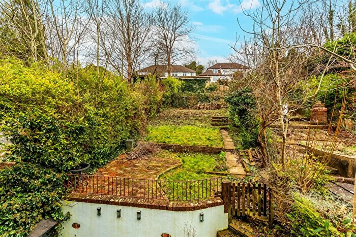 5 Bedroom Semi-Detached House To Rent In Croydon Road, Caterham, CR3