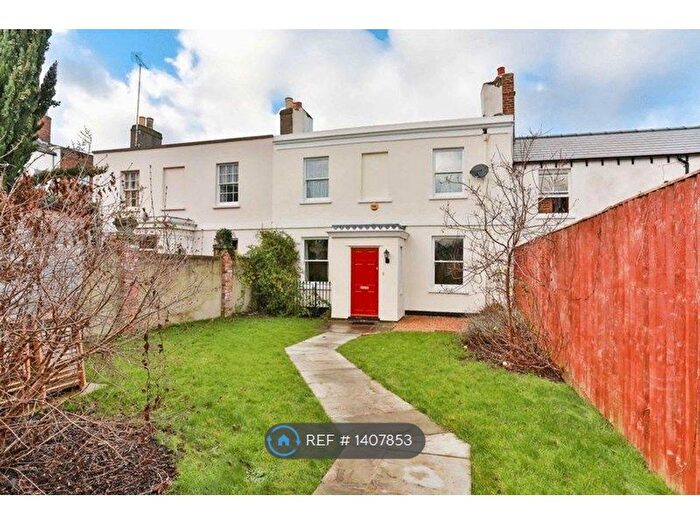 3 Bedroom Terraced House To Rent In Sherborne Place, Cheltenham, GL52