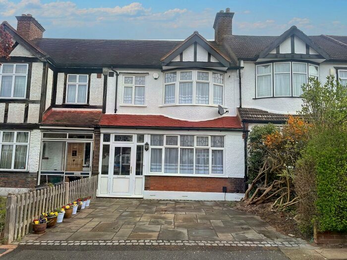 3 Bedroom Terraced House To Rent In Merlin Grove, Beckenham, BR3