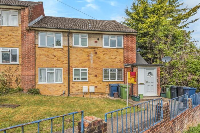 2 Bedroom Maisonette To Rent In High Wycombe, Buckinghamshire, HP11