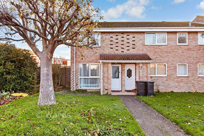 1 Bedroom Flat For Sale In Copperhurst Walk, Cliftonville, Margate, Kent, CT9