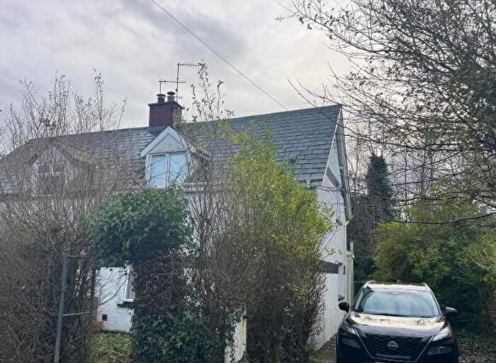 3 Bedroom Semi-Detached House For Sale In Brisland Road, Derry, BT47