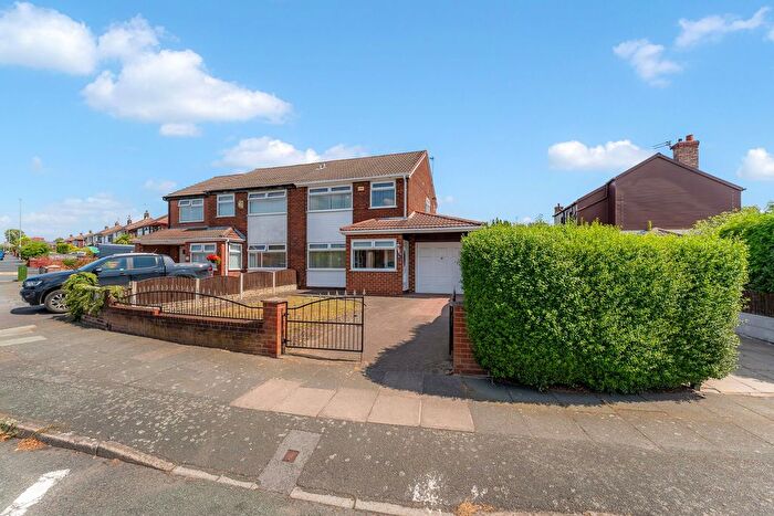 3 Bedroom Semi-detached House For Sale In Moorfield Road, Widnes, WA8