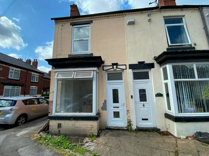 3 Bedroom End Of Terrace House To Rent In Essex Street, Walsall, WS2
