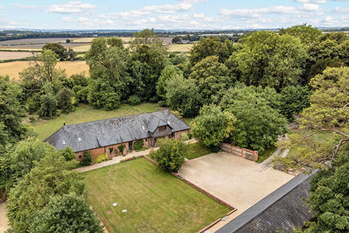 5 Bedroom House For Sale In Frost Hill, Basingstoke, RG25