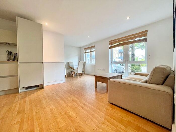 1 Bedroom Flat To Rent In Hereford Road, E3