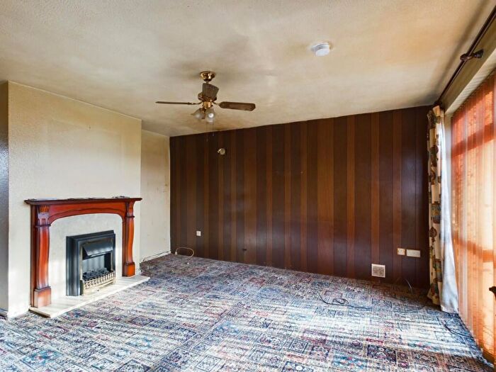 3 Bedroom Detached House For Sale In Malvern Drive, Bristol, BS30