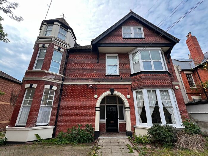 1 Bedroom Flat To Rent In Woodland Vale Road, St. Leonards-On-Sea, TN37