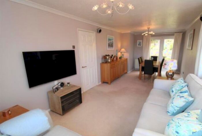 5 Bedroom House To Rent In Lockington Avenue, Plymouth *Zero Deposit Guarantee Available*, PL3