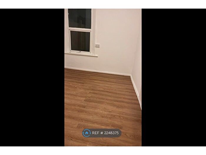 1 Bedroom Semi-Detached House To Rent In Denmark Road, London, SE25