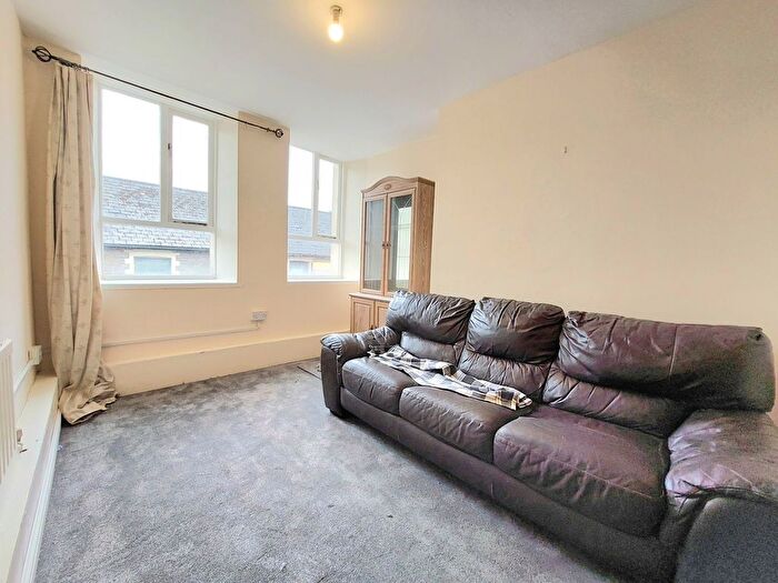 1 Bedroom Flat To Rent In Hannah Street, Porth, CF39