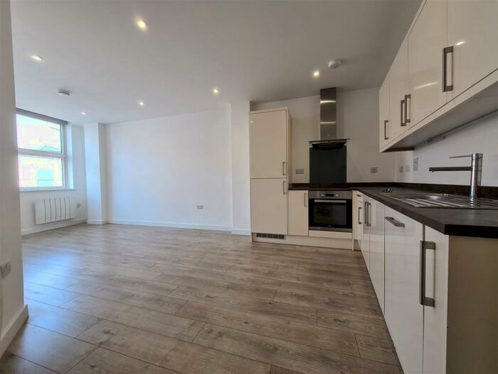 1 Bedroom Flat To Rent In Flat, Pavilion Chambers, South Street, St. Neots, PE19