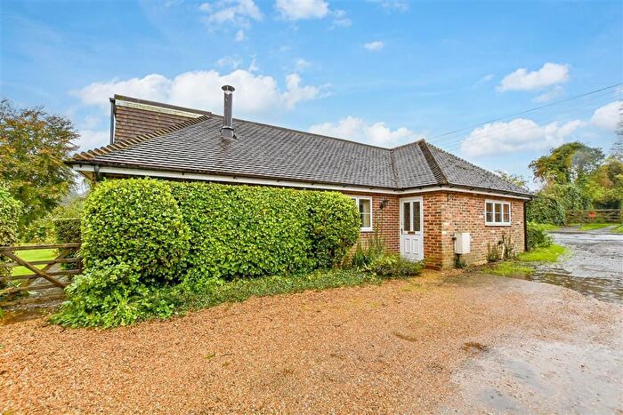 3 Bedroom Chalet For Sale In Green Hill, Otham, Maidstone, Kent, ME15