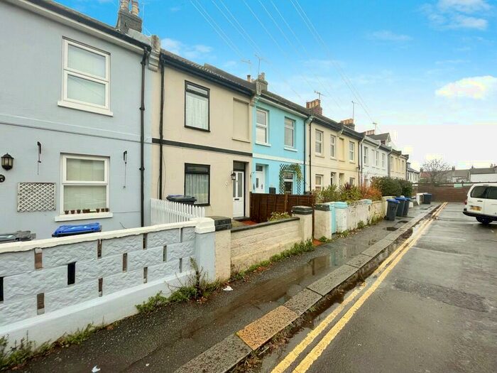 2 Bedroom Terraced House To Rent In Providence Terrace, Worthing, BN11